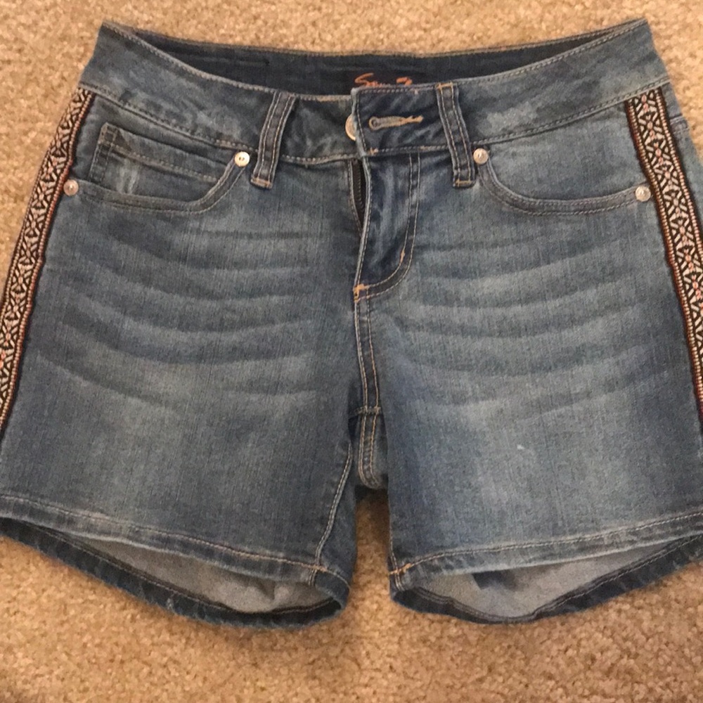 Seven7 Denim shorts